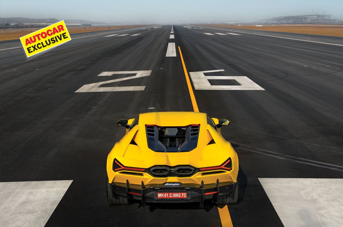 Lamborghini Revuelto at Navi Mumbai airport